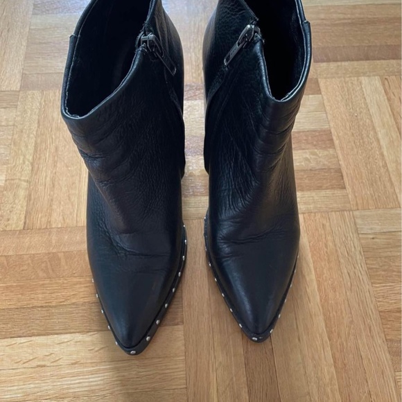 Leather boots - Picture 2 of 3